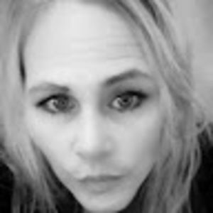 Meet your Posher, Jenn